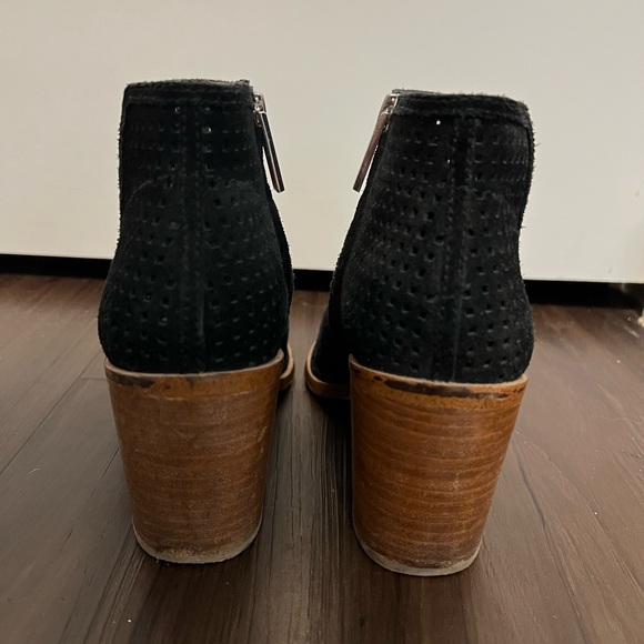 Perforated Booties - Picture 5 of 5